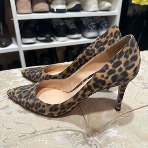 Gianvito Rossi suede leopard 85 mm pumps size 39.5